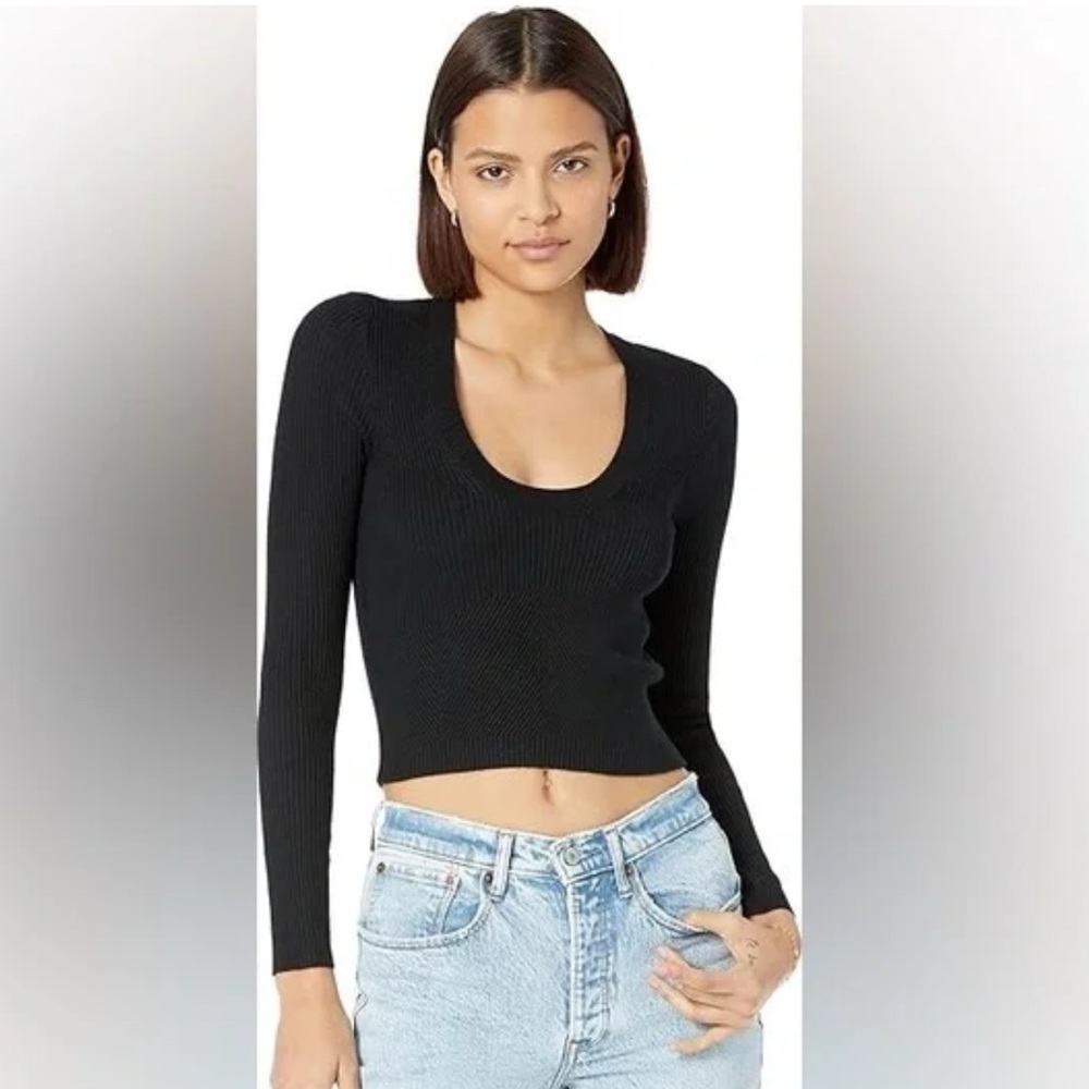 Abercrombie & Fitch cropped sweater